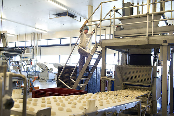 Waterkoelers en waterdoseerapparatuur voor industriële bakkerijen.